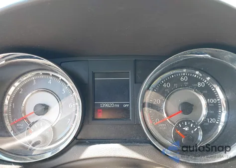 2014 Chrysler Town & Country Touring z USA, uszkodzony, nr VIN 2C4RC1BG5ER397894